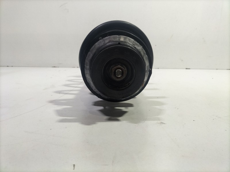 Recambio de amortiguador delantero derecho para hyundai i20 i (pb, pbt) 1.2 referencia OEM IAM 546604P500  