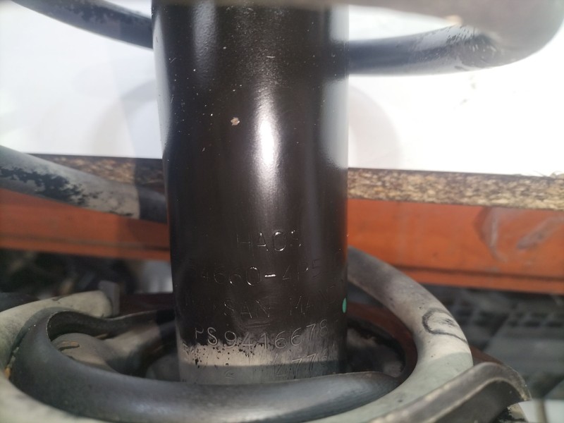 Recambio de amortiguador delantero derecho para hyundai i20 i (pb, pbt) 1.2 referencia OEM IAM 546604P500  