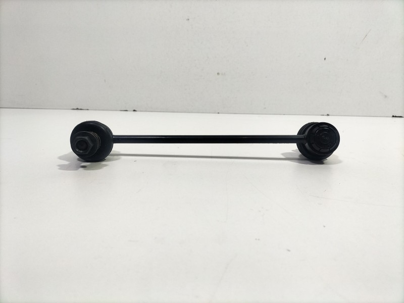 Recambio de bieleta estabilizadora delantera derecha para hyundai i20 i (pb, pbt) 1.2 referencia OEM IAM G4LA  