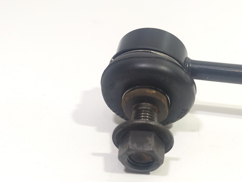 Recambio de bieleta estabilizadora delantera derecha para hyundai i20 i (pb, pbt) 1.2 referencia OEM IAM G4LA  