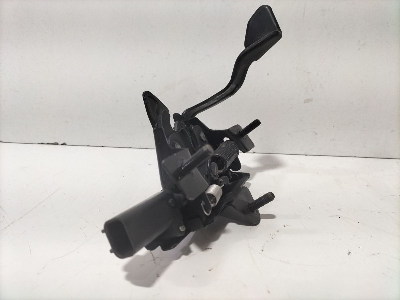 Recambio de cerradura capot para hyundai i20 i (pb, pbt) 1.2 referencia OEM IAM G4LA  