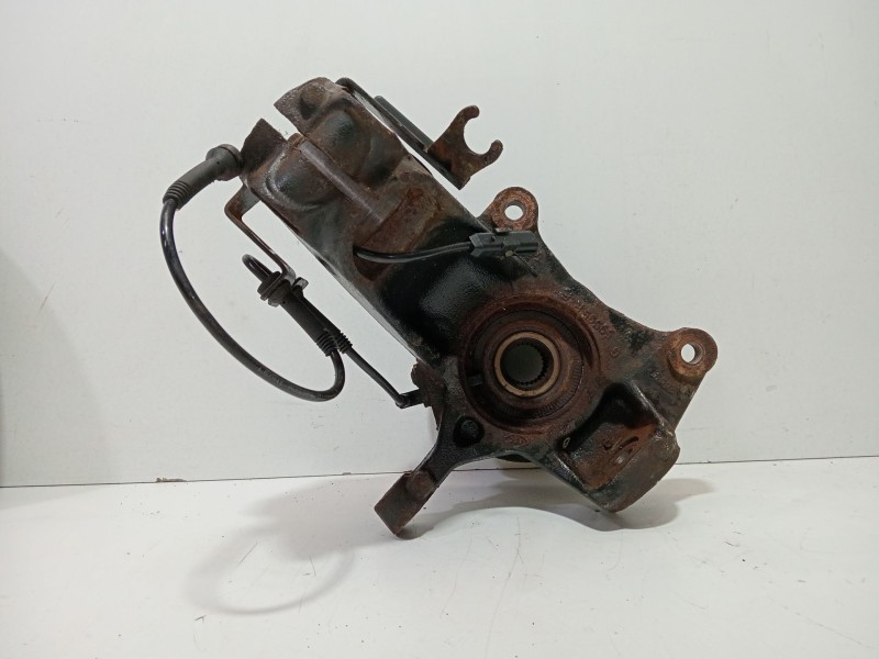 Recambio de mangueta delantera izquierda para renault clio iv (bh_) 1.6 rs (bhj4, bhj6, bhmm) referencia OEM IAM   