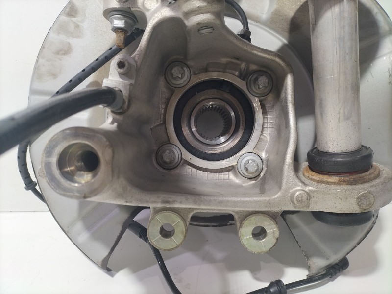 Recambio de mangueta trasera derecha para bmw serie 5 berlina (e60) 520d referencia OEM IAM N47D20A  