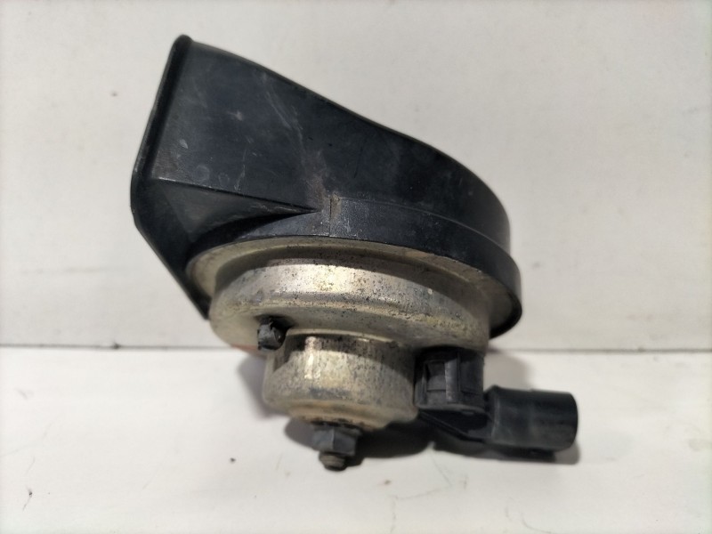 Recambio de claxon para bmw serie 1 cabrio (e88) 120i referencia OEM IAM 0055306  