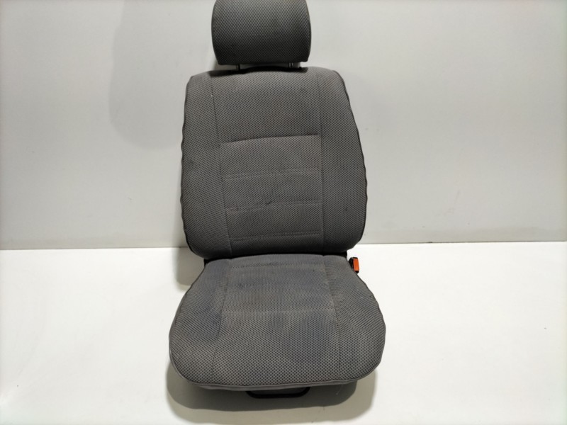 Recambio de asiento delantero derecho para volkswagen t4 transporter/furgoneta (mod. 1991) combi referencia OEM IAM ALB  