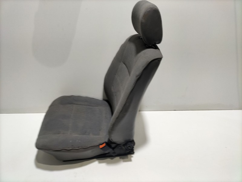 Recambio de asiento delantero derecho para volkswagen t4 transporter/furgoneta (mod. 1991) combi referencia OEM IAM ALB  