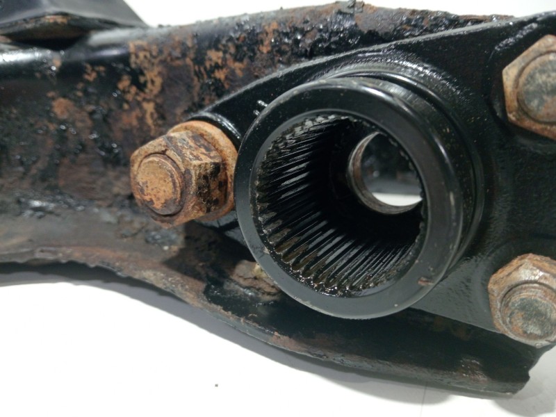 Recambio de brazo suspension inferior delantero izquierdo para nissan terrano/terrano.ii (r20) comfort referencia OEM IAM 1.6TIP