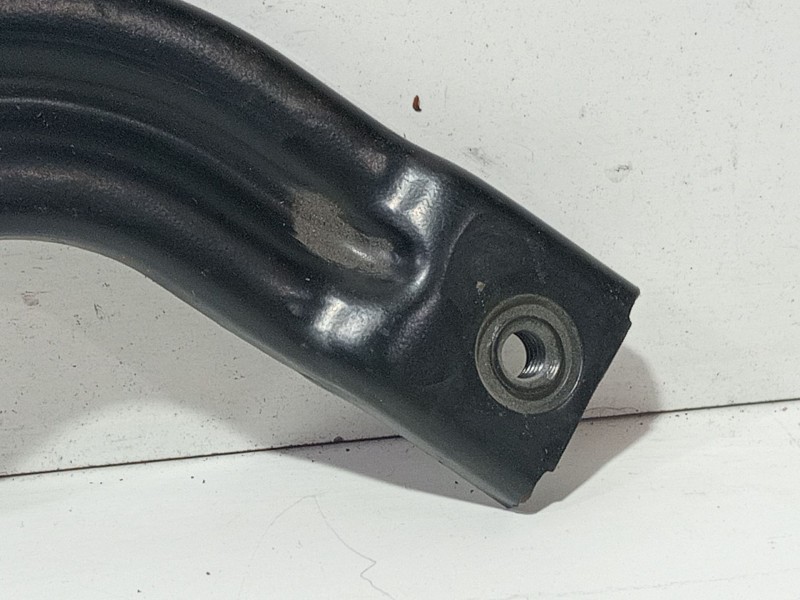 Recambio de soporte bateria para bmw serie 3 berlina (e46) 320i referencia OEM IAM 01217601939  