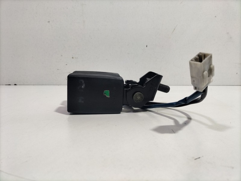Recambio de anclaje cinturon central para hyundai i20 i (pb, pbt) 1.2 referencia OEM IAM   
