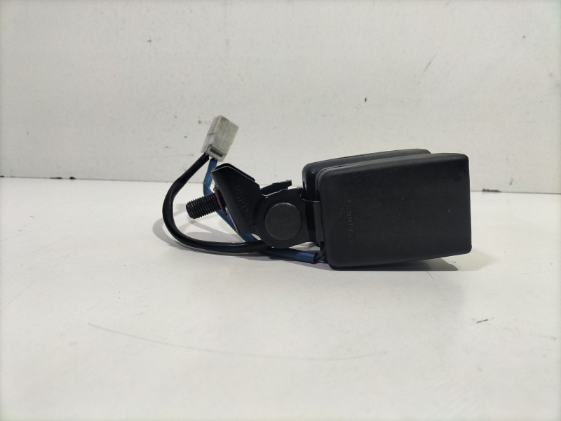 Recambio de anclaje cinturon central para hyundai i20 i (pb, pbt) 1.2 referencia OEM IAM   