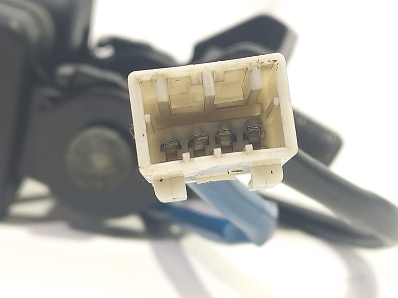 Recambio de anclaje cinturon central para hyundai i20 i (pb, pbt) 1.2 referencia OEM IAM   