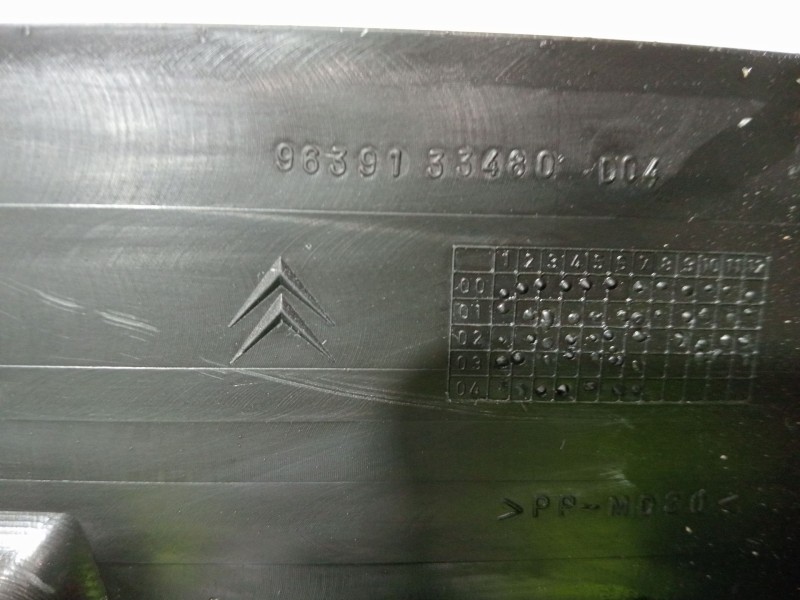 Recambio de moldura para citroën c5 ii (rc_) 2.0 hdi (rcrhrh) referencia OEM IAM RHR(DW10BTED4)  