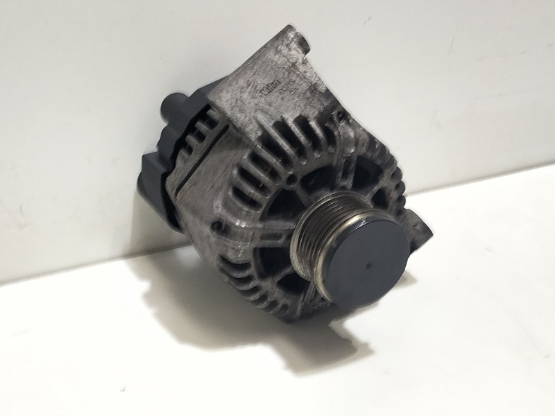 Recambio de alternador para fiat grande punto van (199_) 1.3 jtd multijet (199cxc1a) referencia OEM IAM 2608893A  