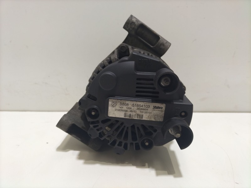 Recambio de alternador para fiat grande punto van (199_) 1.3 jtd multijet (199cxc1a) referencia OEM IAM 2608893A  