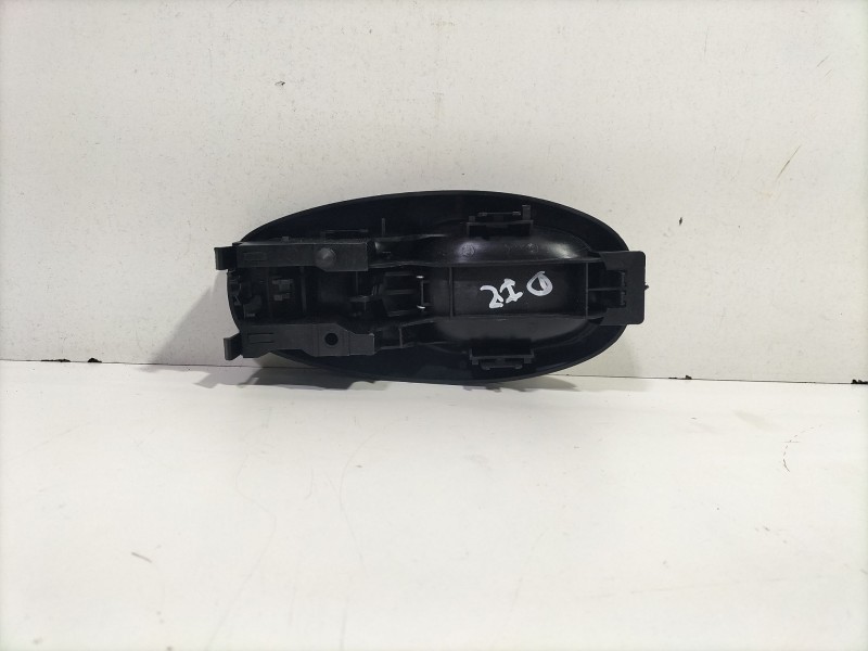 Recambio de maneta interior delantera izquierda para chevrolet corvette 5.7 referencia OEM IAM   