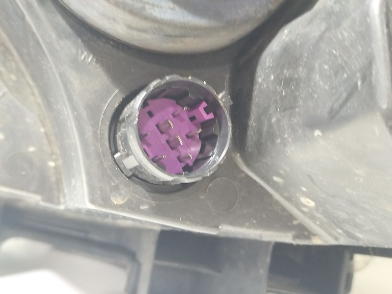 Recambio de faro derecho para fiat grande punto van (199_) 1.3 jtd multijet (199cxc1a) referencia OEM IAM 88102045DX  