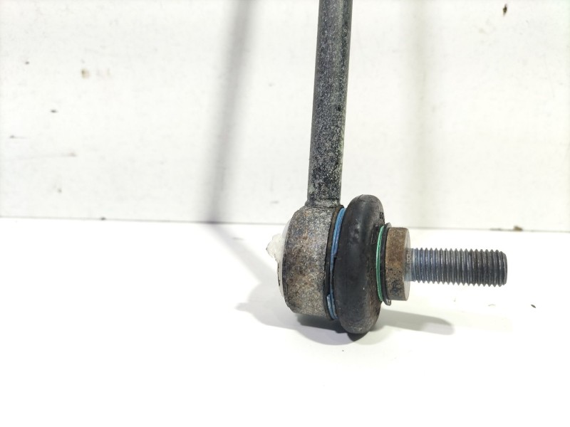 Recambio de bieleta estabilizadora delantera derecha para fiat grande punto van (199_) 1.3 jtd multijet (199cxc1a) referencia OE