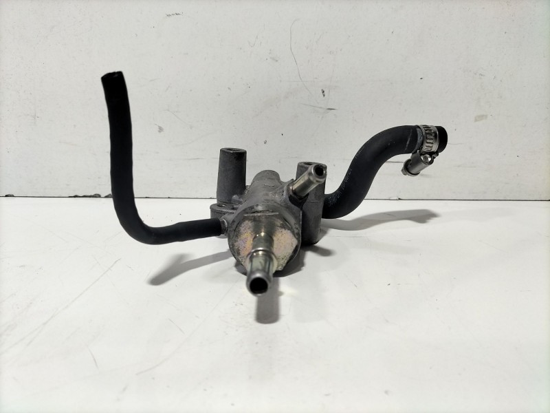 Recambio de bomba combustible para fiat doblo (119) 1.9 jtd cat referencia OEM IAM 551881200  