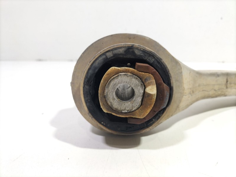 Recambio de brazo suspension inferior delantero derecho para volkswagen passat berlina (3b3) v6 tdi highline referencia OEM IAM 