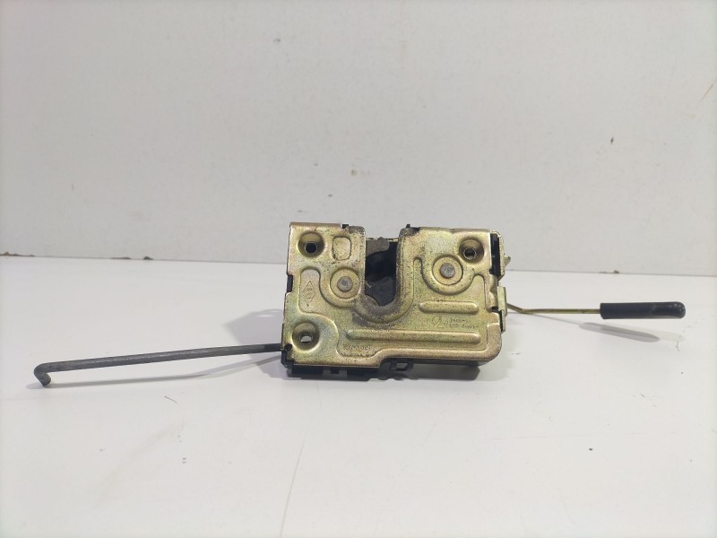 Recambio de cerradura puerta delantera derecha para iveco daily caja cerrada (1999 =>) 2.8 diesel cat referencia OEM IAM 8140.43