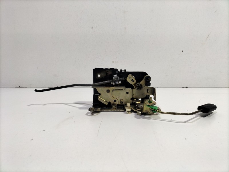 Recambio de cerradura puerta delantera derecha para iveco daily caja cerrada (1999 =>) 2.8 diesel cat referencia OEM IAM 8140.43