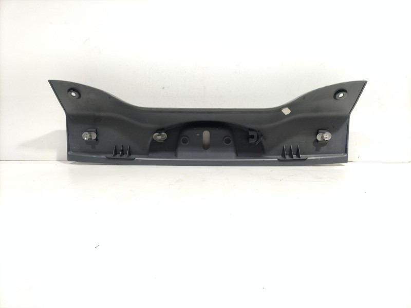 Recambio de molduras traseras para fiat 500 (312_) 1.4 (312axc1b, 312cxc1b) referencia OEM IAM 735484031  