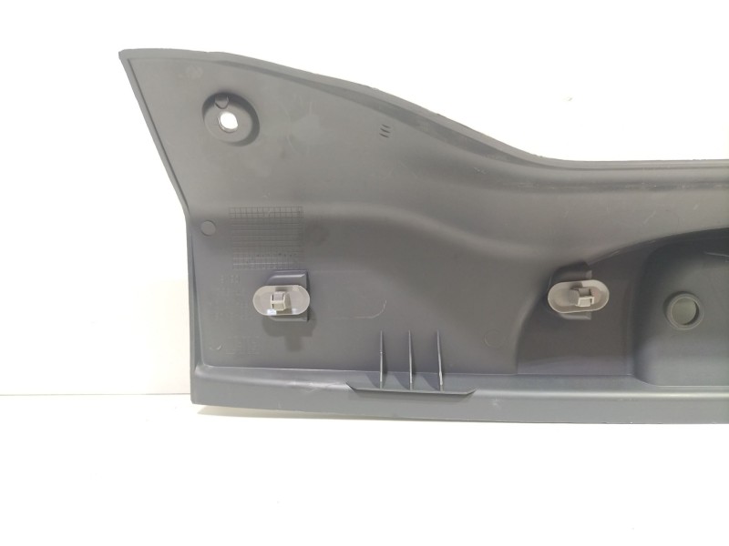 Recambio de molduras traseras para fiat 500 (312_) 1.4 (312axc1b, 312cxc1b) referencia OEM IAM 735484031  