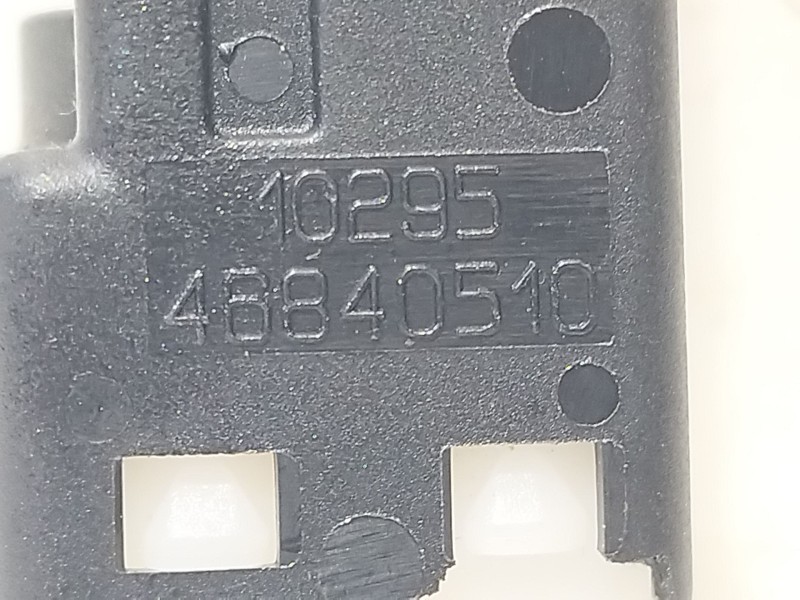 Recambio de interruptor para fiat 500 (312_) 1.4 (312axc1b, 312cxc1b) referencia OEM IAM 46840510  