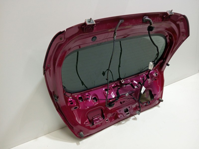 Recambio de porton trasero para ford fiesta (cb1) ghia referencia OEM IAM FORDFIESTA(CB1)´2010Ghia  