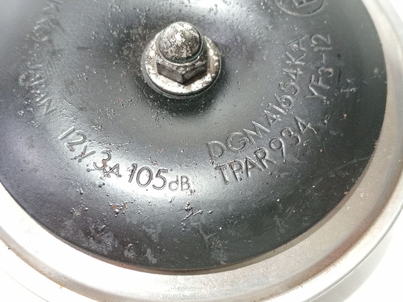 Recambio de claxon para suzuki gsx-r (751cc - ) gsx-r 1000 /k1/k2 (wvbl) referencia OEM IAM   