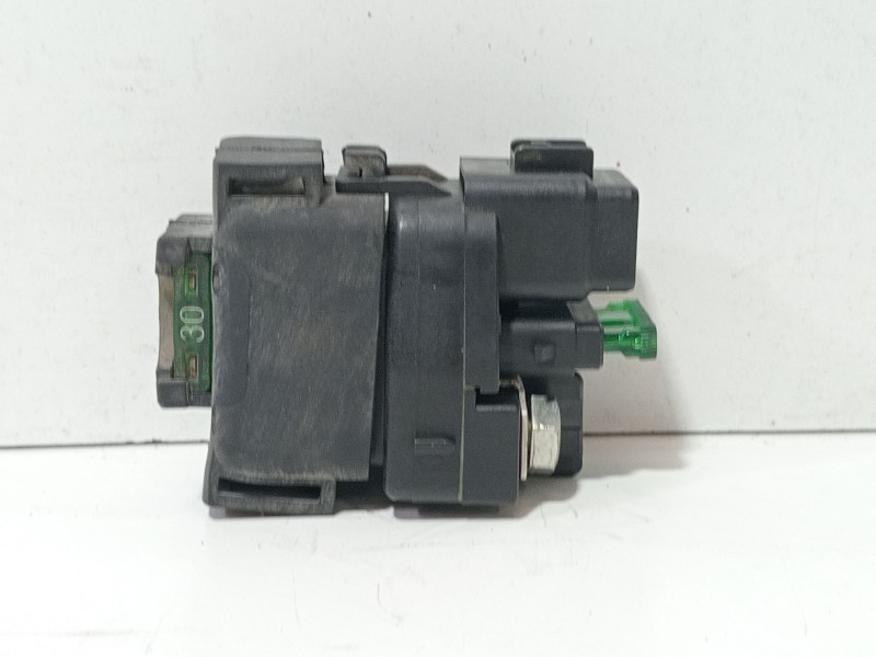 Recambio de caja reles / fusibles para suzuki gsx-r (751cc - ) gsx-r 1000 /k1/k2 (wvbl) referencia OEM IAM suzukigsx-r1000cc2001