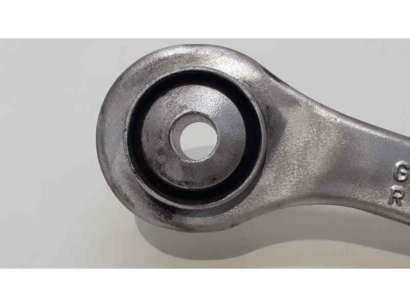 Recambio de brazo suspension superior trasero izquierdo para mercedes-benz clase e (w211) berlina 2.6 cat referencia OEM IAM R23