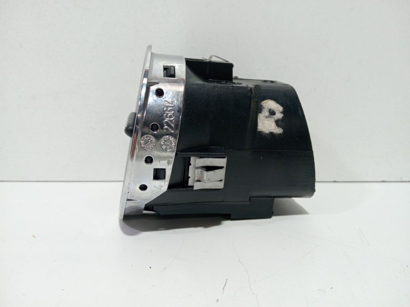 Recambio de rejilla aireadora para fiat 500 (312_) 1.4 (312axc1b, 312cxc1b) referencia OEM IAM 226541  