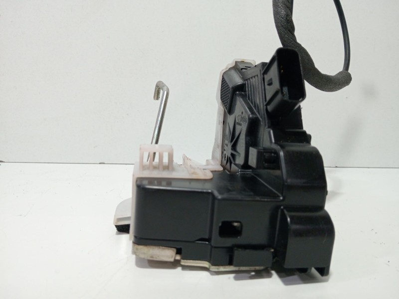 Recambio de cerradura puerta delantera derecha para hyundai i20 ii (gb, ib) 1.2 referencia OEM IAM 81320C8040  