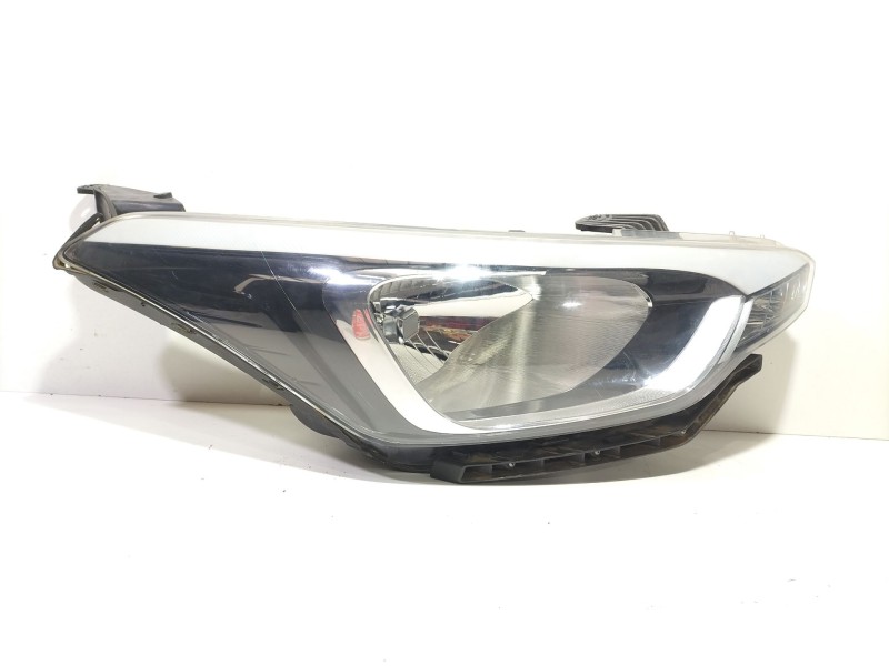 Recambio de faro derecho para hyundai i20 ii (gb, ib) 1.2 referencia OEM IAM 92102C8000  