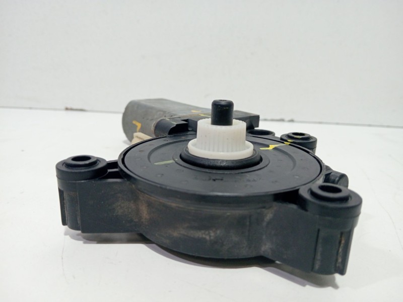 Recambio de motor elevalunas delantero derecho para hyundai i20 ii (gb, ib) 1.2 referencia OEM IAM G4LA  