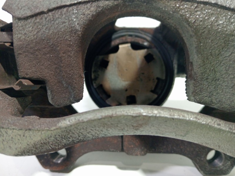 Recambio de pinza freno delantera izquierda para fiat 500 (312_) 1.4 (312axc1b, 312cxc1b) referencia OEM IAM Z0H5422  