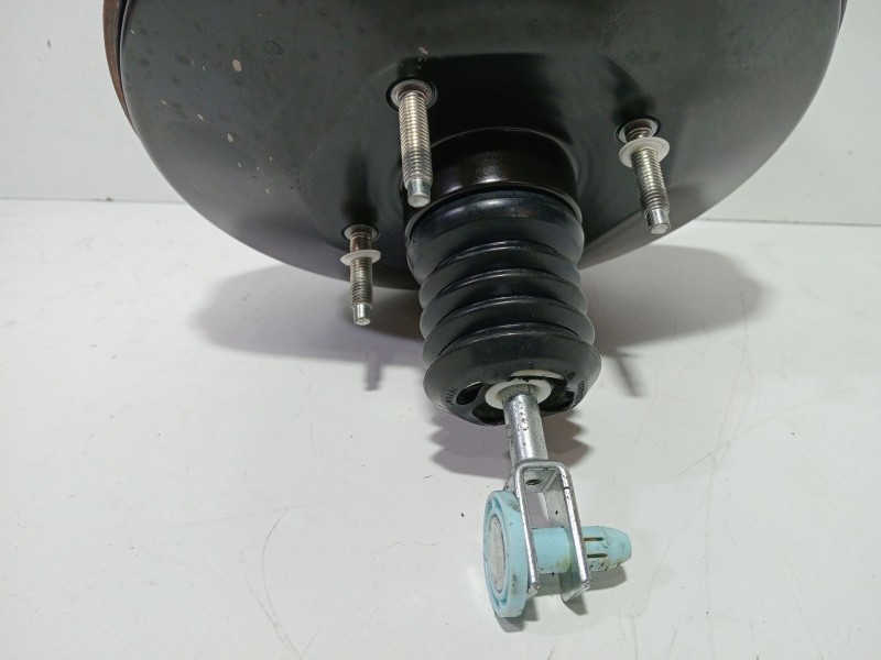 Recambio de servofreno para ford fiesta (cb1) ghia referencia OEM IAM 0204054083  