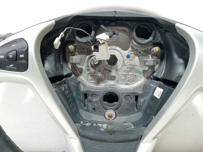 Recambio de volante para ford fiesta (cb1) ghia referencia OEM IAM 62146117A  