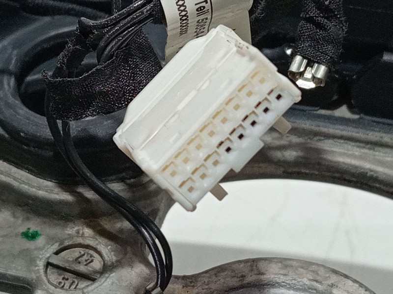 Recambio de volante para ford fiesta (cb1) ghia referencia OEM IAM 62146117A  