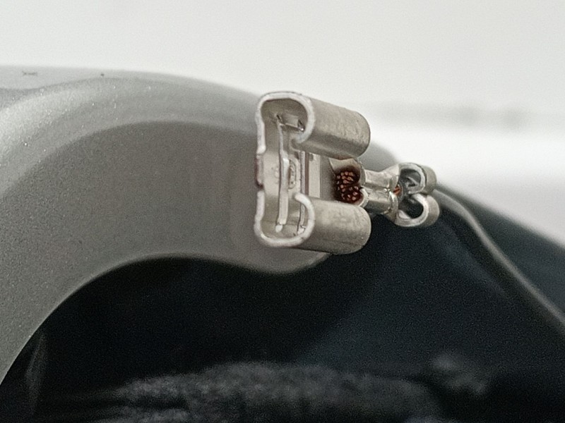 Recambio de volante para ford fiesta (cb1) ghia referencia OEM IAM 62146117A  