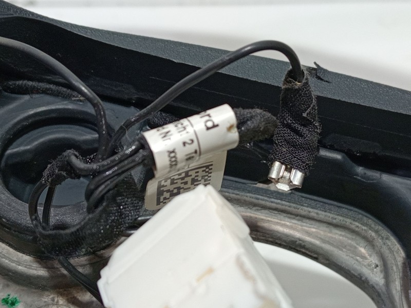 Recambio de volante para ford fiesta (cb1) ghia referencia OEM IAM 62146117A  