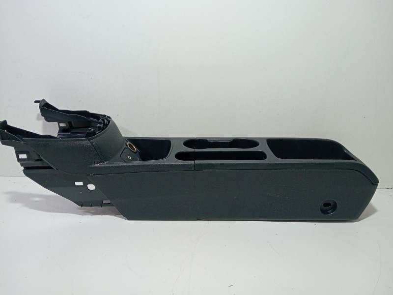 Recambio de consola central para ford fiesta (cb1) ghia referencia OEM IAM 05261007926  