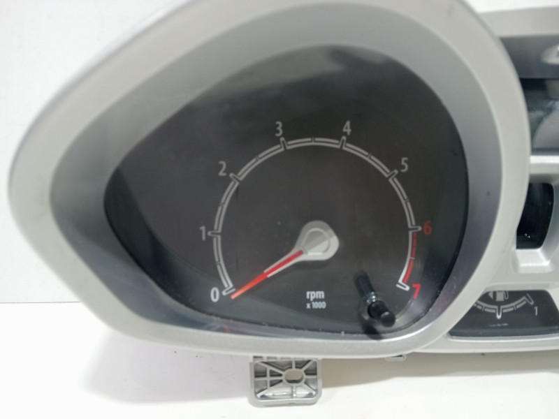 Recambio de cuadro instrumentos para ford fiesta (cb1) ghia referencia OEM IAM 8A6T10849AH  