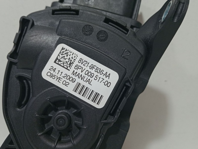 Recambio de pedal acelerador para ford fiesta (cb1) ghia referencia OEM IAM 8V219F836AA  