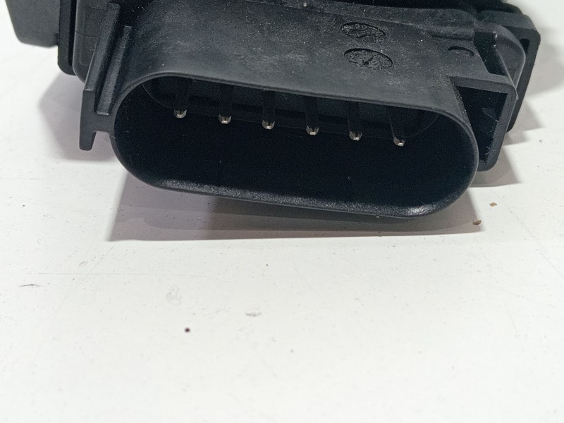 Recambio de pedal acelerador para ford fiesta (cb1) ghia referencia OEM IAM 8V219F836AA  