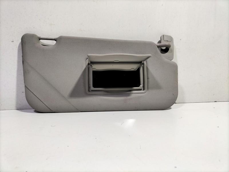 Recambio de parasol derecho para ford fiesta (cb1) ghia referencia OEM IAM HXJA  