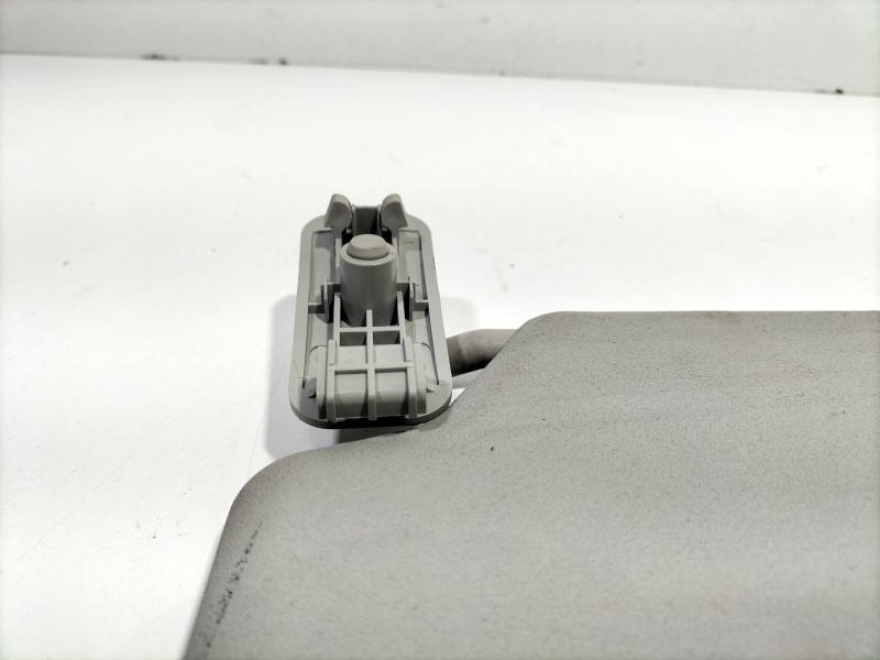 Recambio de parasol derecho para ford fiesta (cb1) ghia referencia OEM IAM HXJA  