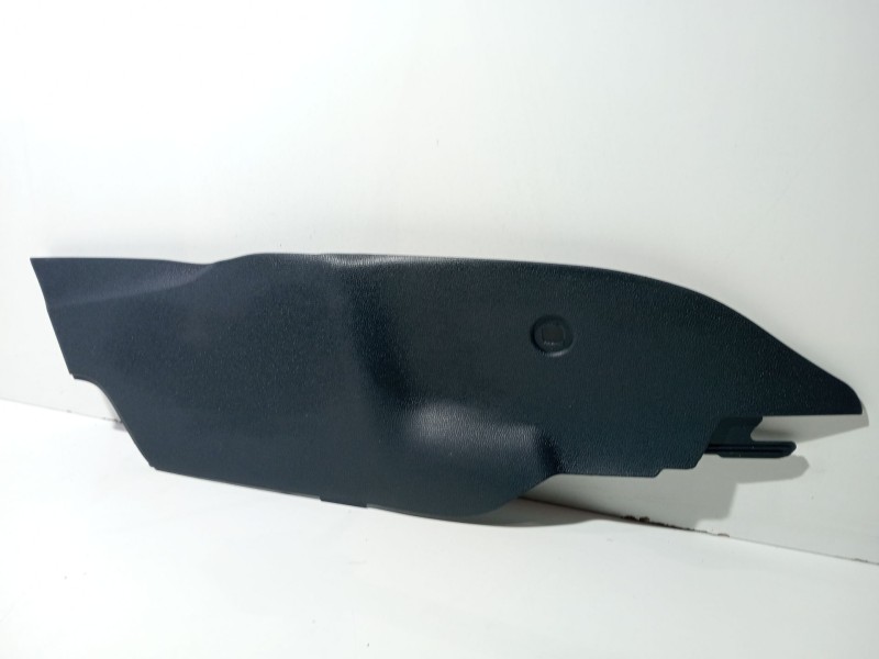 Recambio de moldura para ford fiesta (cb1) ghia referencia OEM IAM 8A61A046B27C  