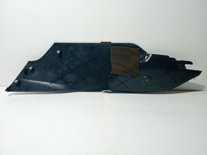 Recambio de moldura para ford fiesta (cb1) ghia referencia OEM IAM 8A61A046B27C  